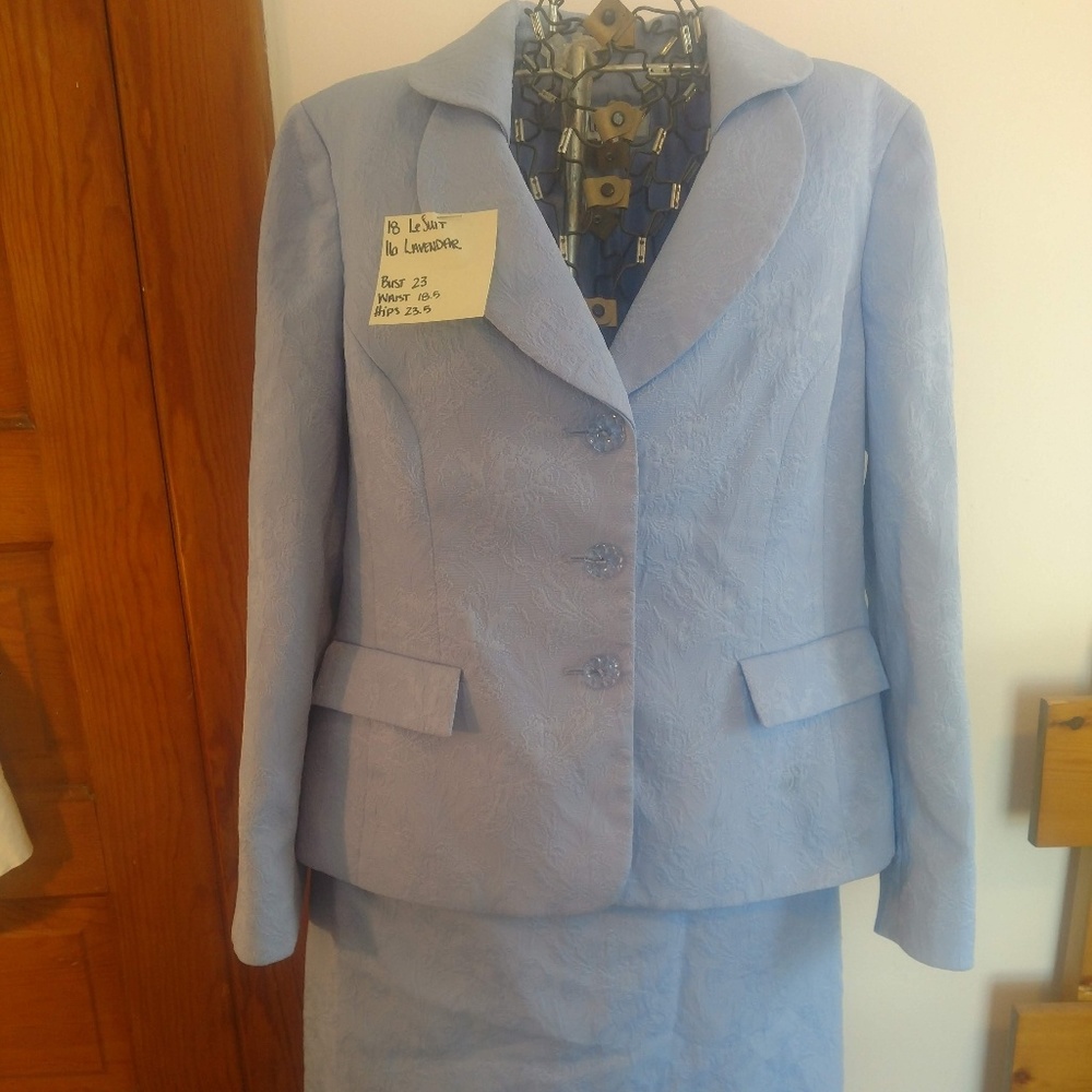 LeSuit Skirt Suit